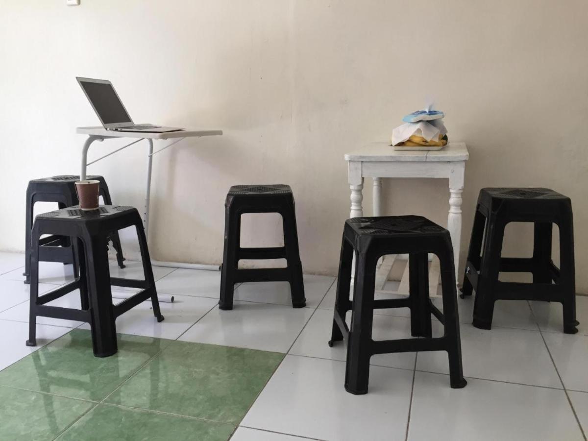 Hostal Kos Omah Yanto 19 Yakarta Exterior foto