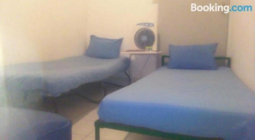 Hostal Kos Omah Yanto 19 Yakarta Exterior foto